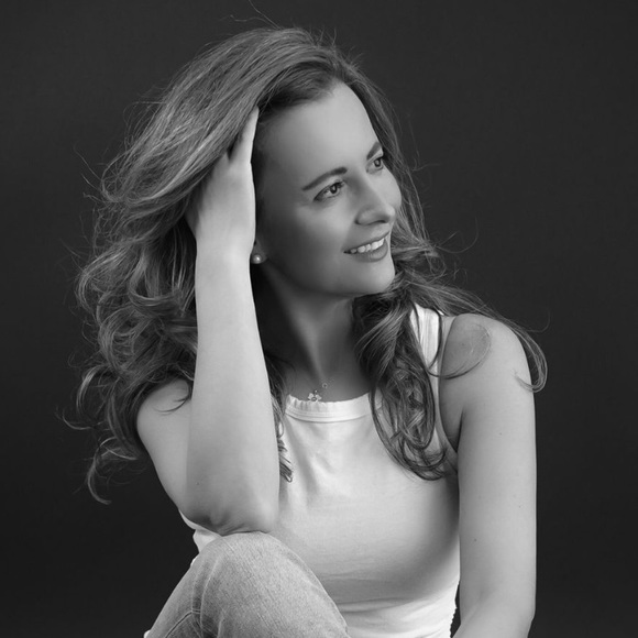 Meet your Posher, Sona - Picture 1 of 1